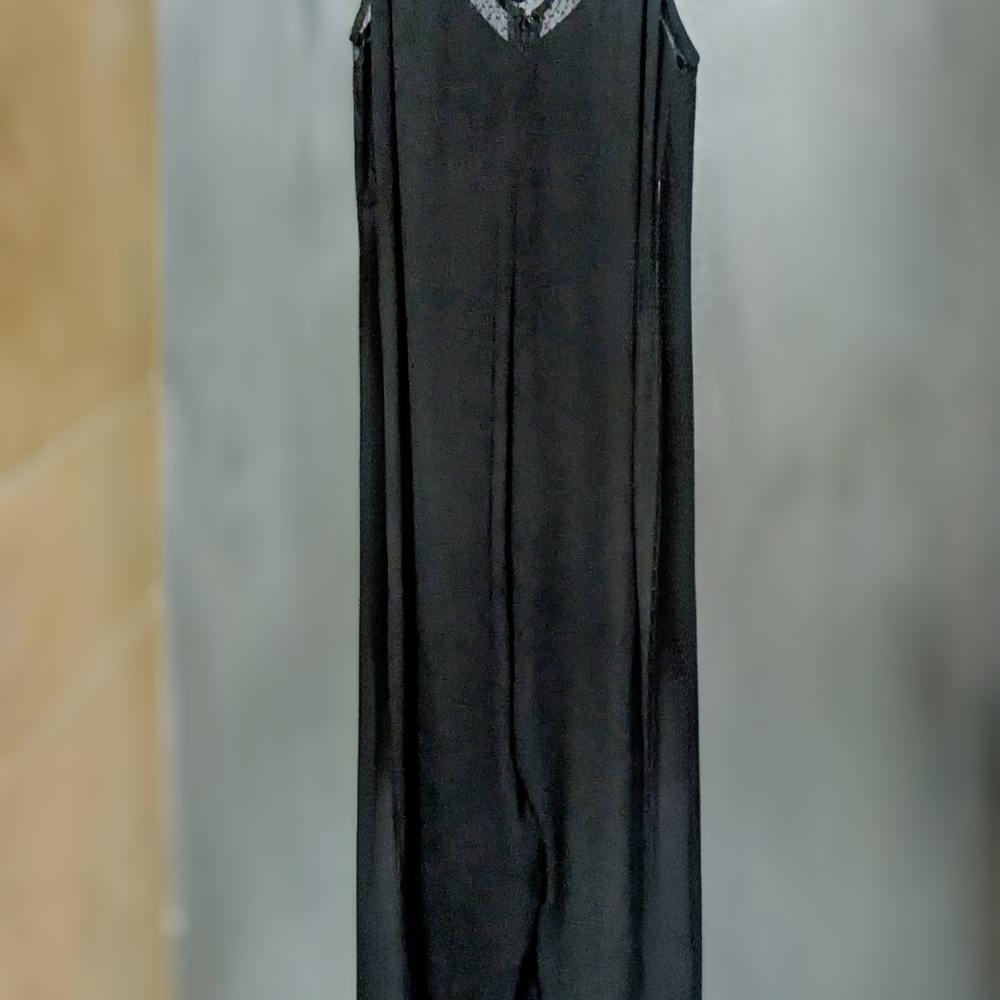 NWT EXPRESS Black jumpsuit Size 6
